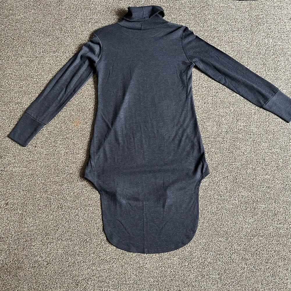 *Price Drop* Go Couture Asymmetrical Hem Printed Turtleneck - Picture 4 of 4